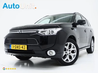 Mitsubishi Outlander 2.0 PHEV Instyle | Schuifdak | Trekhaak | Leder | Keyless | Camera | Stoelverwarming | Cruise