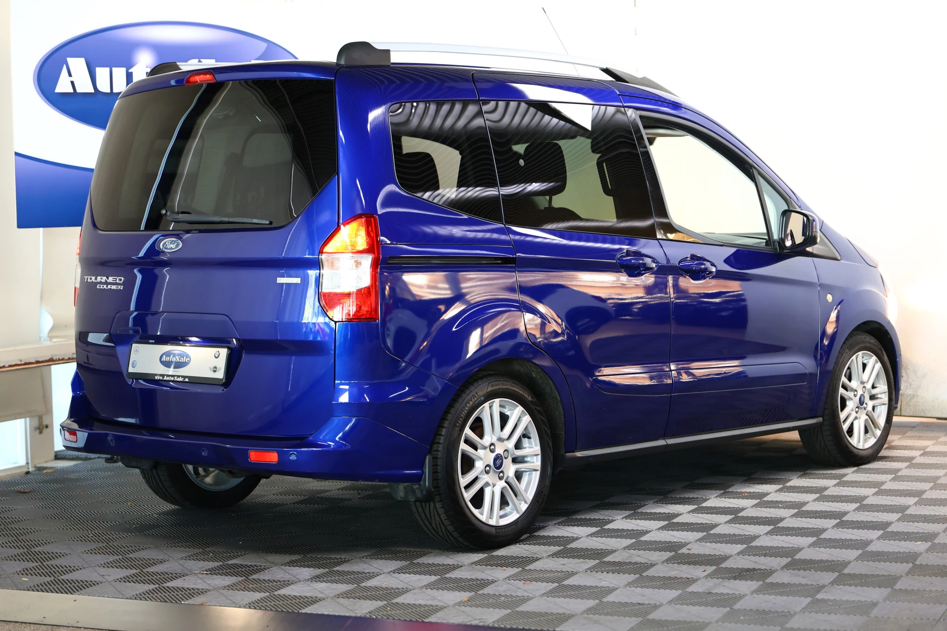 Hoofdafbeelding Ford Tourneo Courier