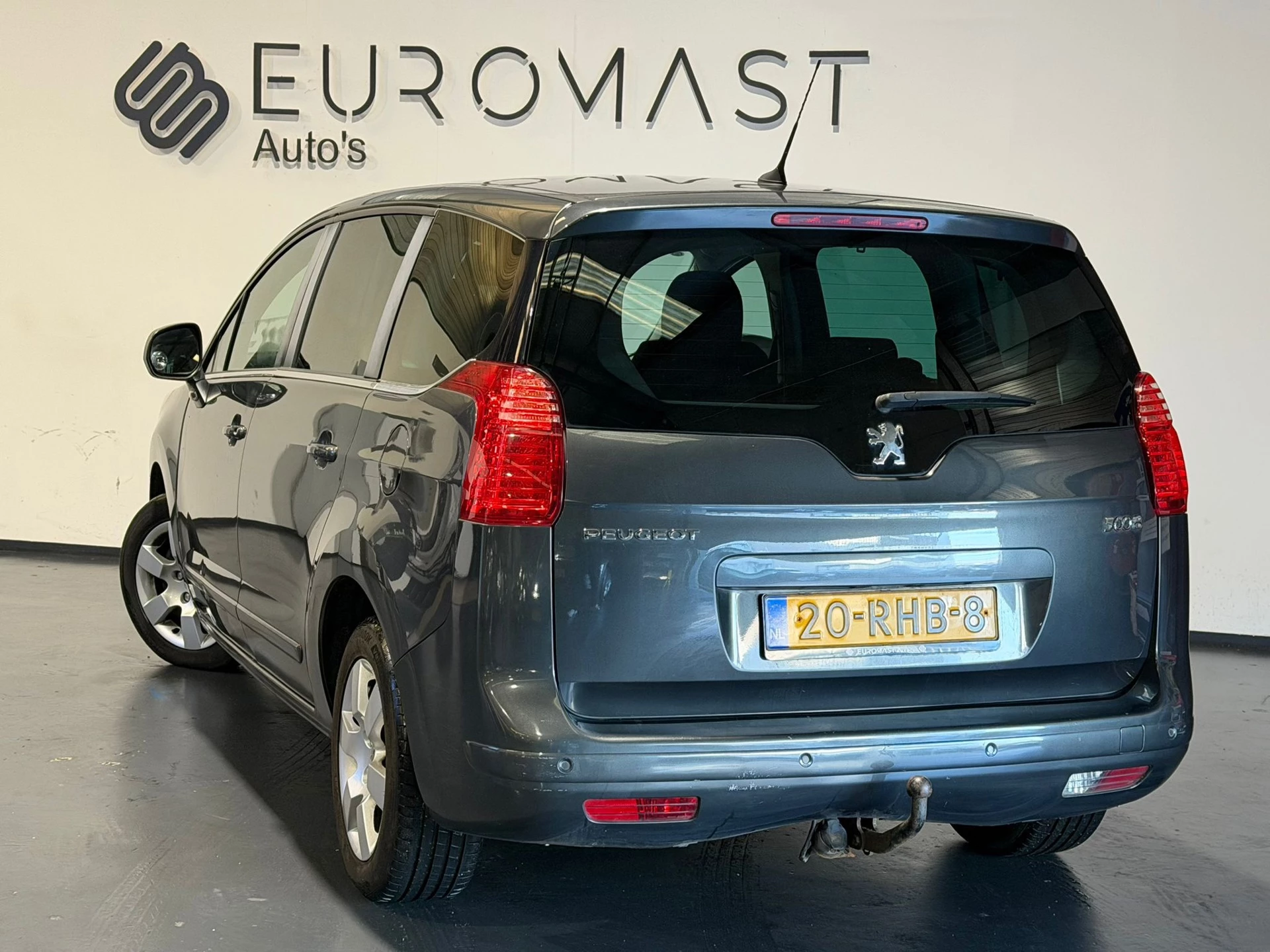 Hoofdafbeelding Peugeot 5008