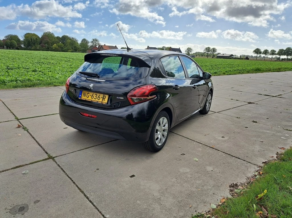 Hoofdafbeelding Peugeot 208