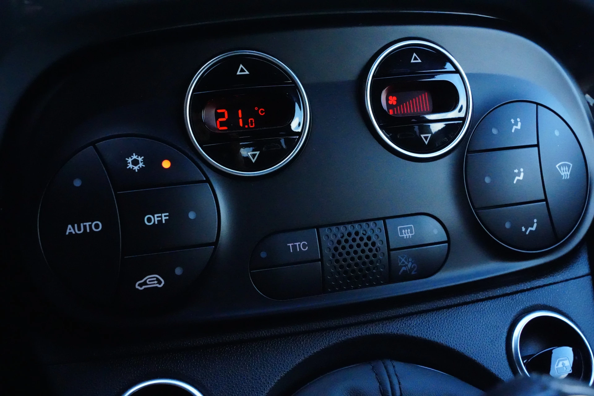 Hoofdafbeelding Fiat 500C