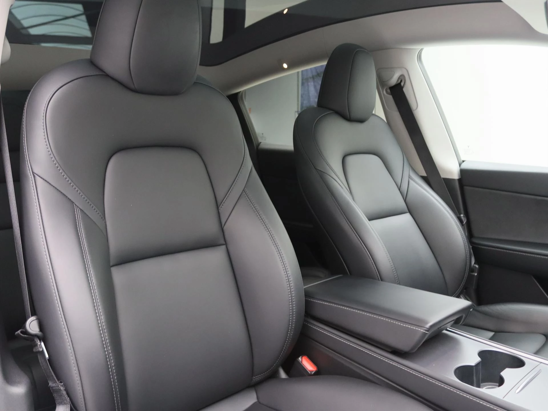 Hoofdafbeelding Tesla Model Y