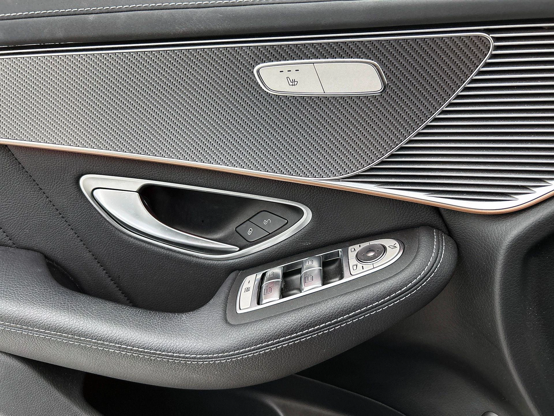 Hoofdafbeelding Mercedes-Benz EQC