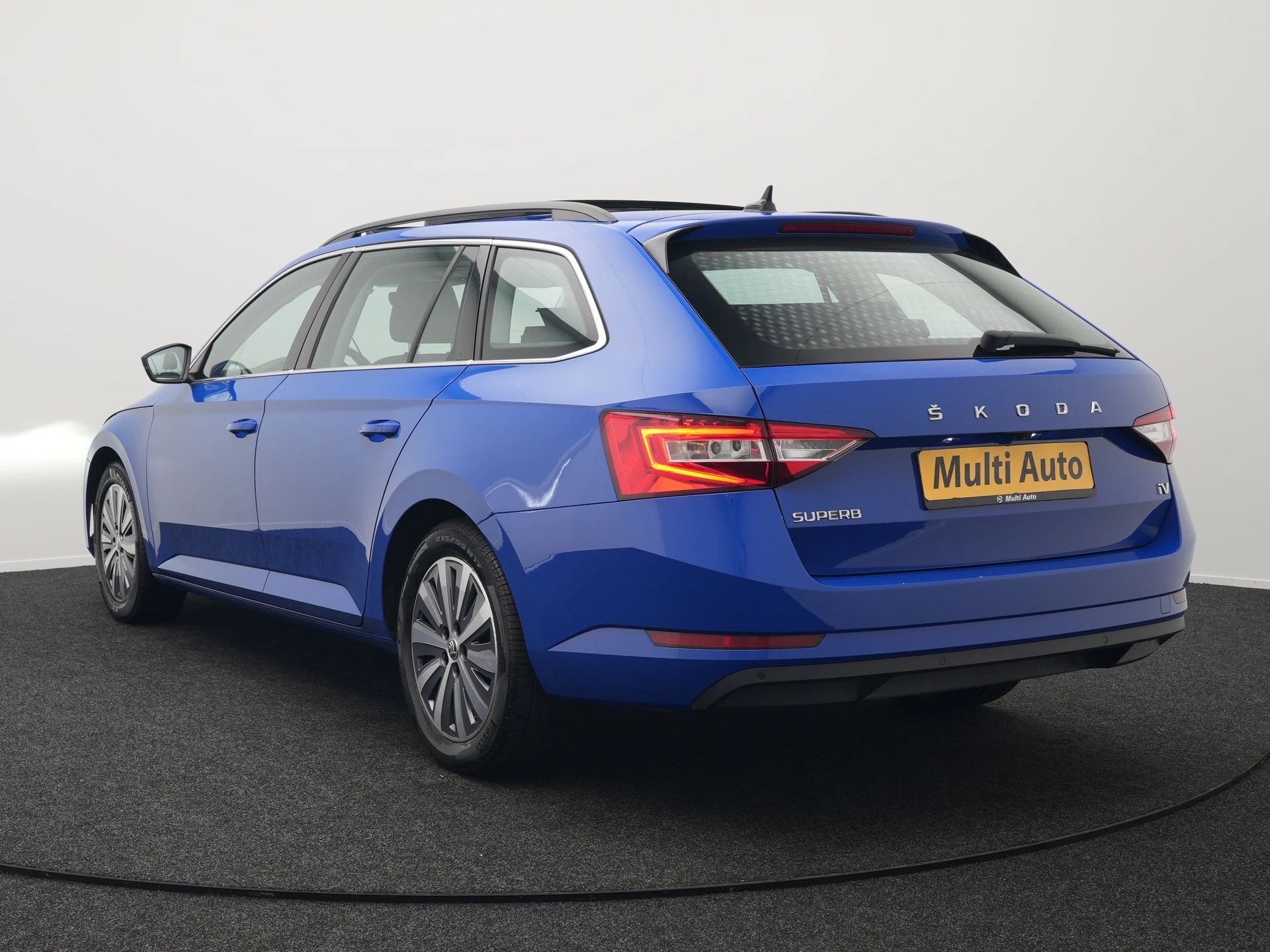 Hoofdafbeelding Škoda Superb