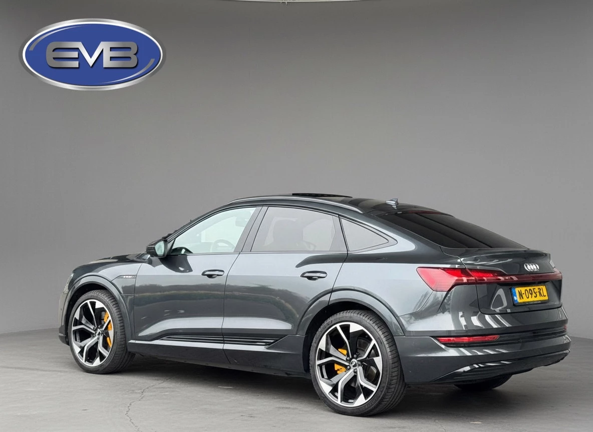 Hoofdafbeelding Audi e-tron