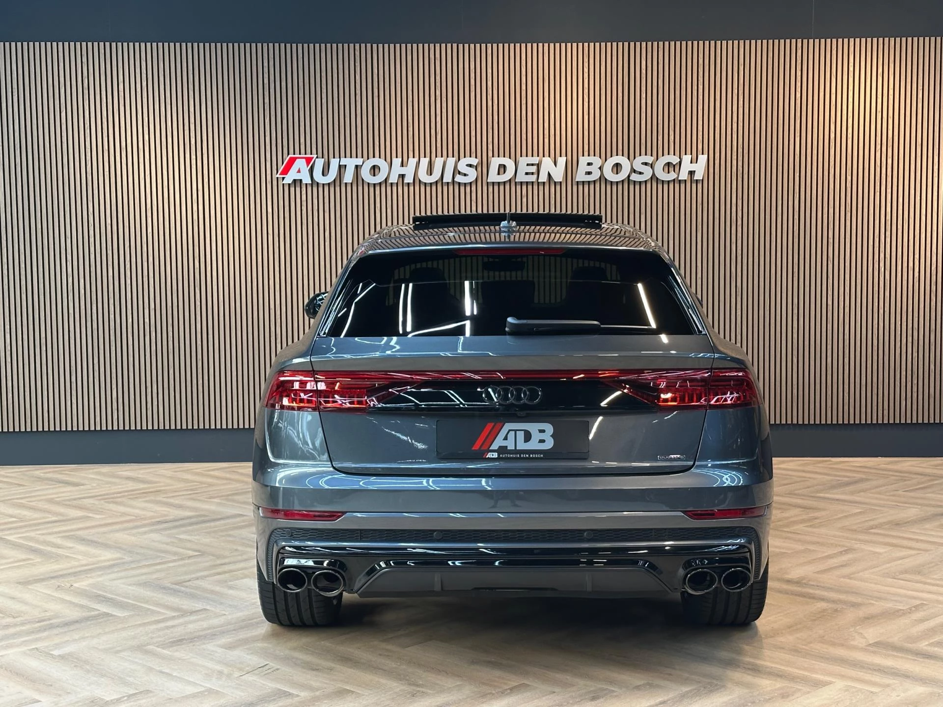 Hoofdafbeelding Audi Q8