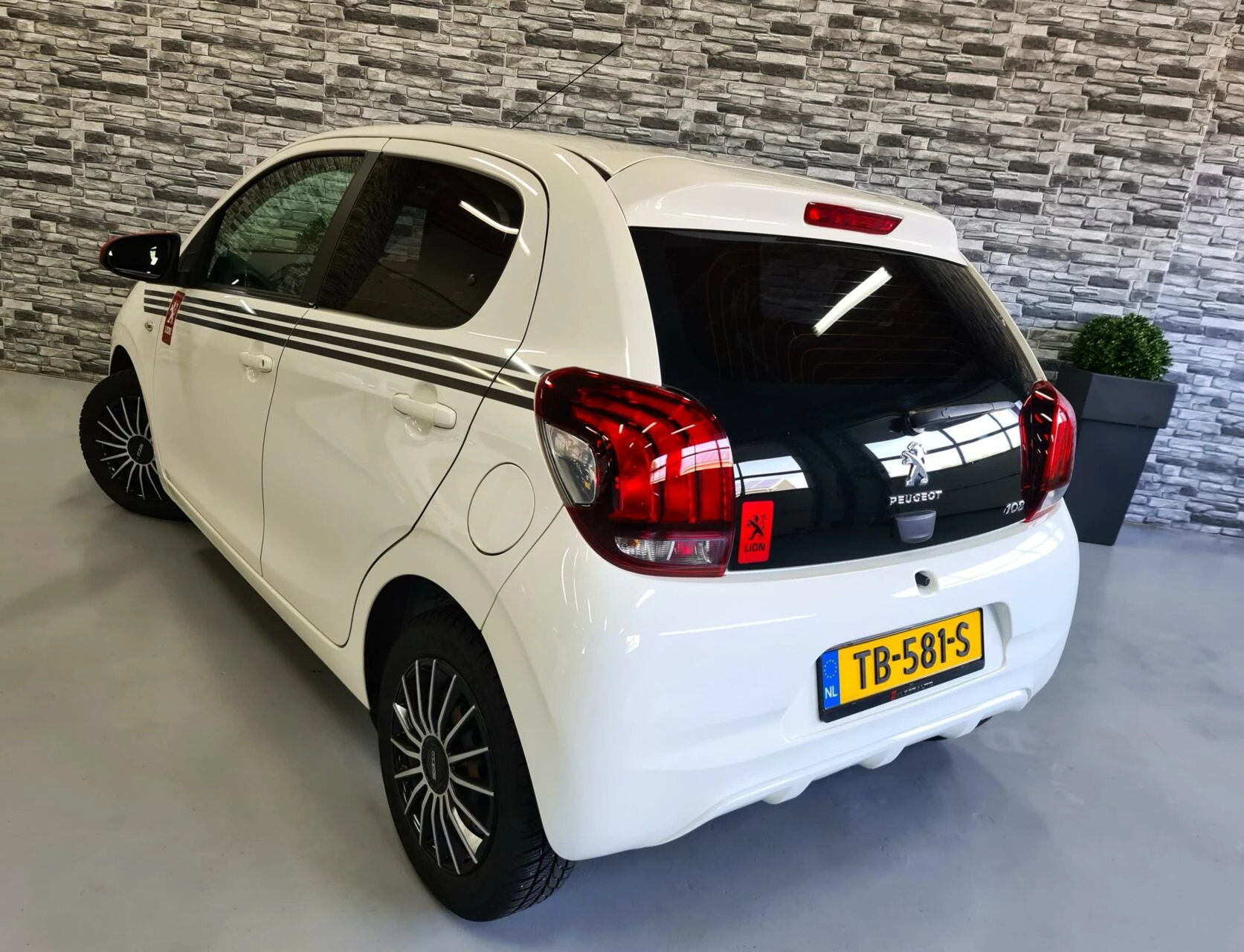 Hoofdafbeelding Peugeot 108