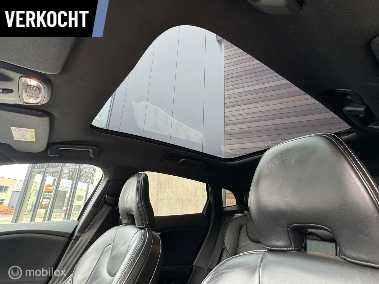 Hoofdafbeelding Volvo V40