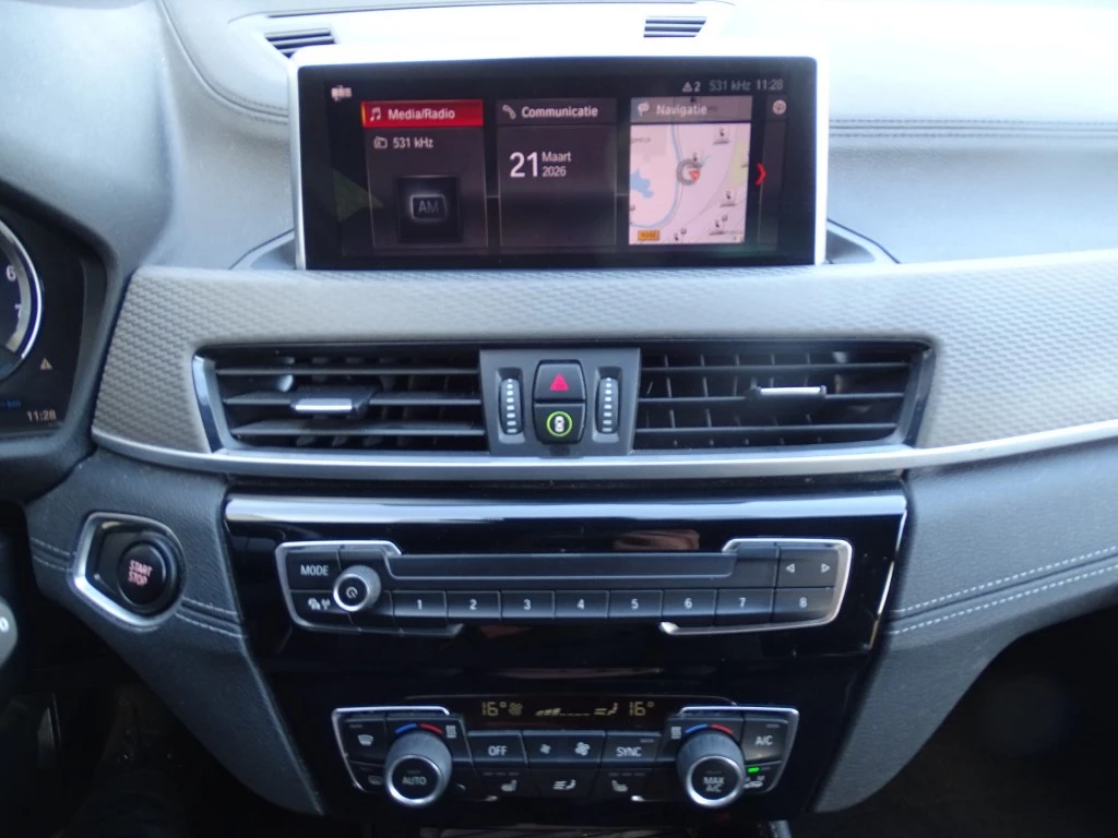 Hoofdafbeelding BMW X2