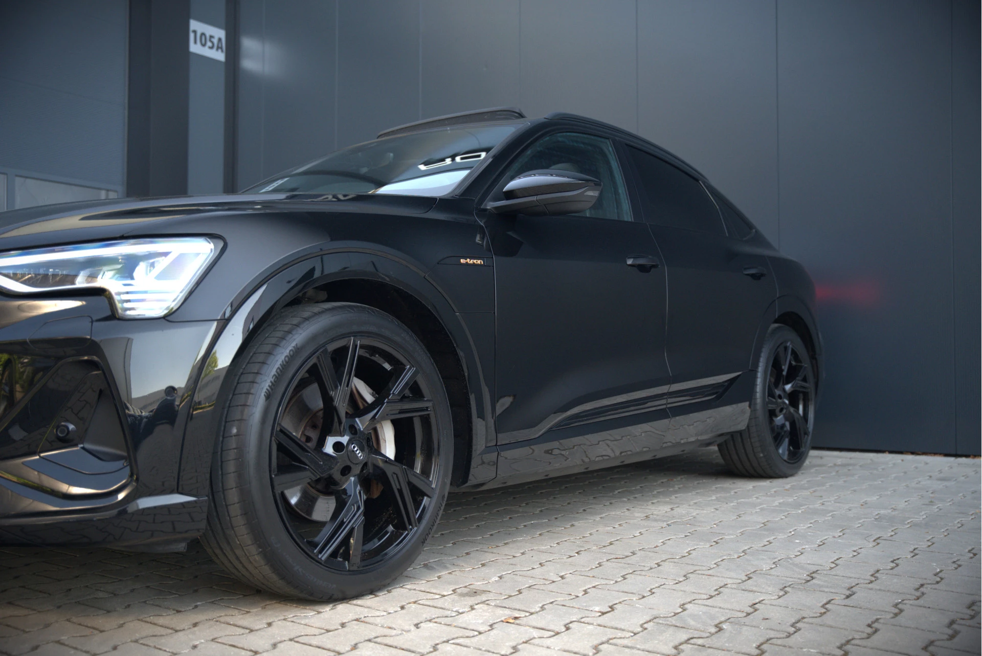 Hoofdafbeelding Audi e-tron