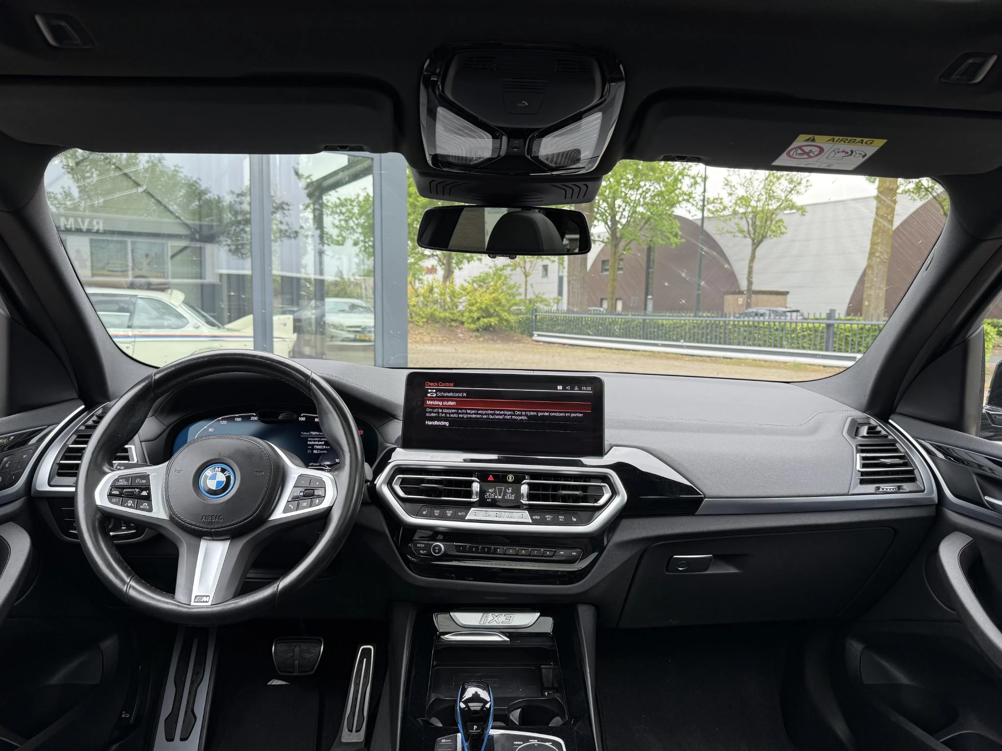 Hoofdafbeelding BMW iX3