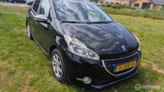 Peugeot 208 1.2 VTi Style