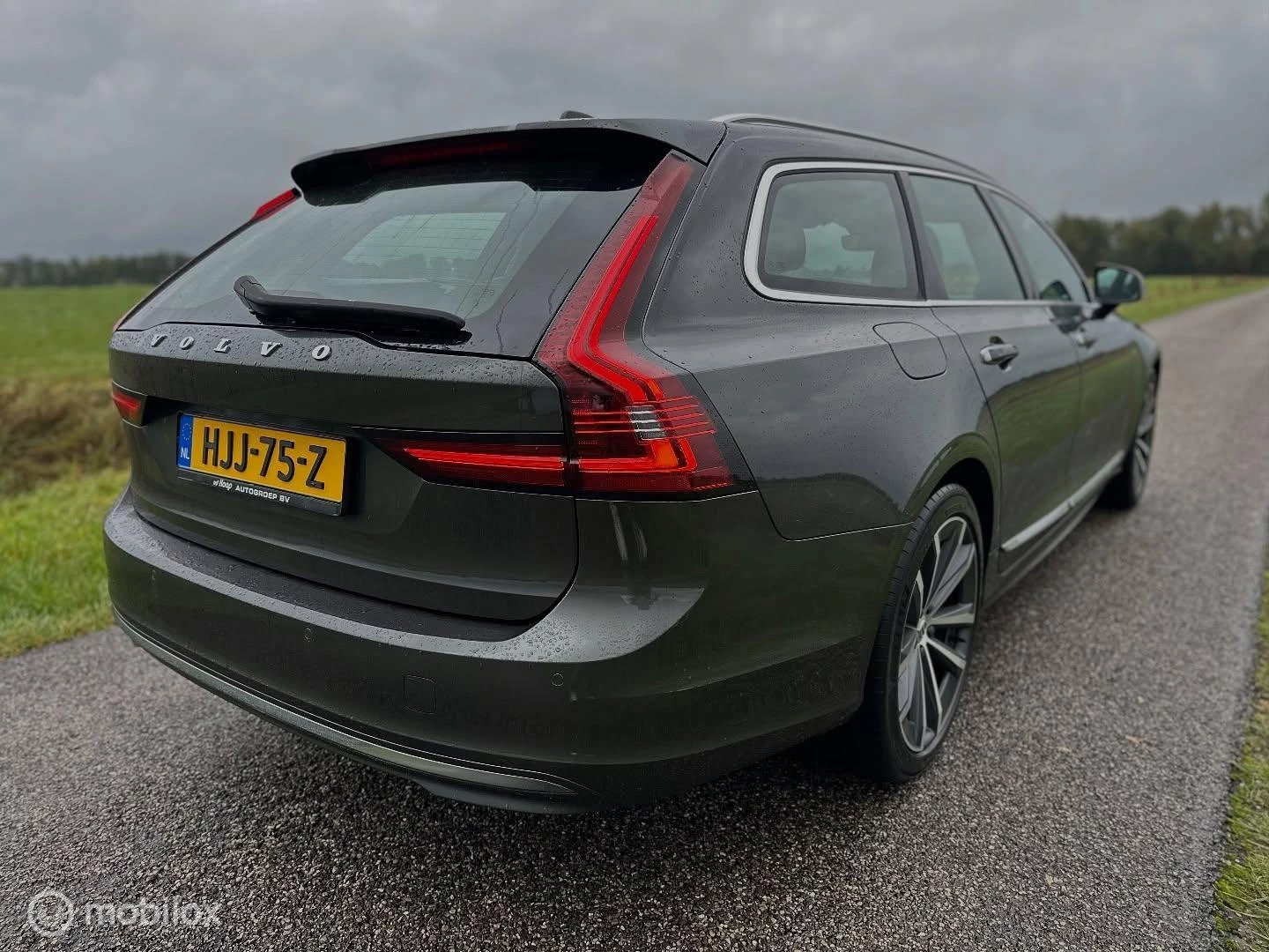 Hoofdafbeelding Volvo V90