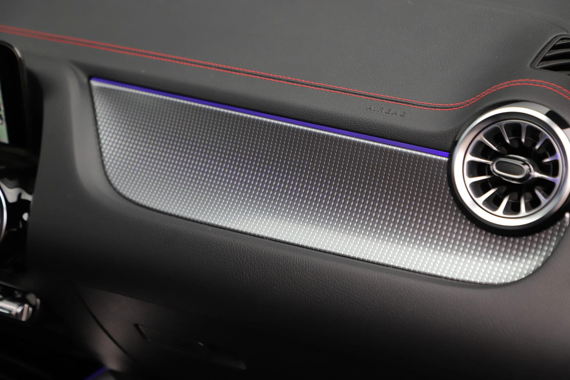 Hoofdafbeelding Mercedes-Benz EQA