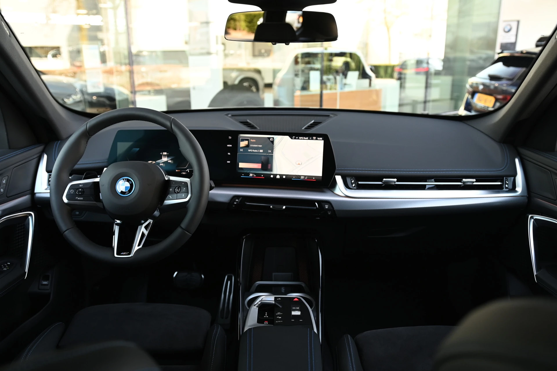 Hoofdafbeelding BMW iX1
