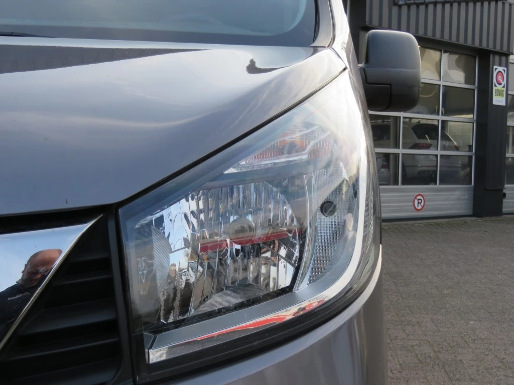 Hoofdafbeelding Nissan NV300