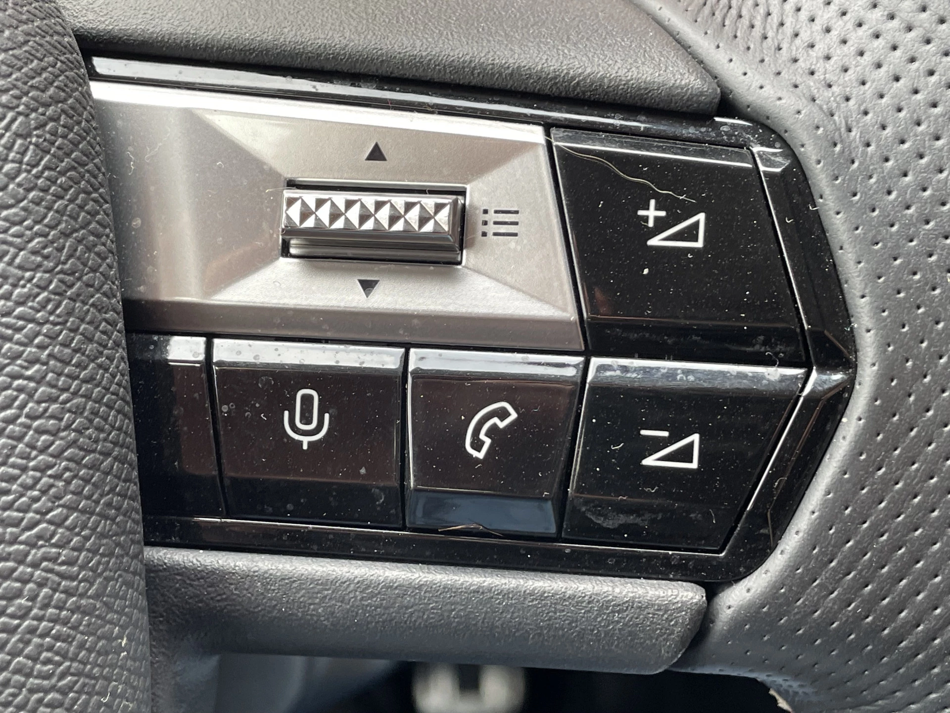 Hoofdafbeelding DS DS 4