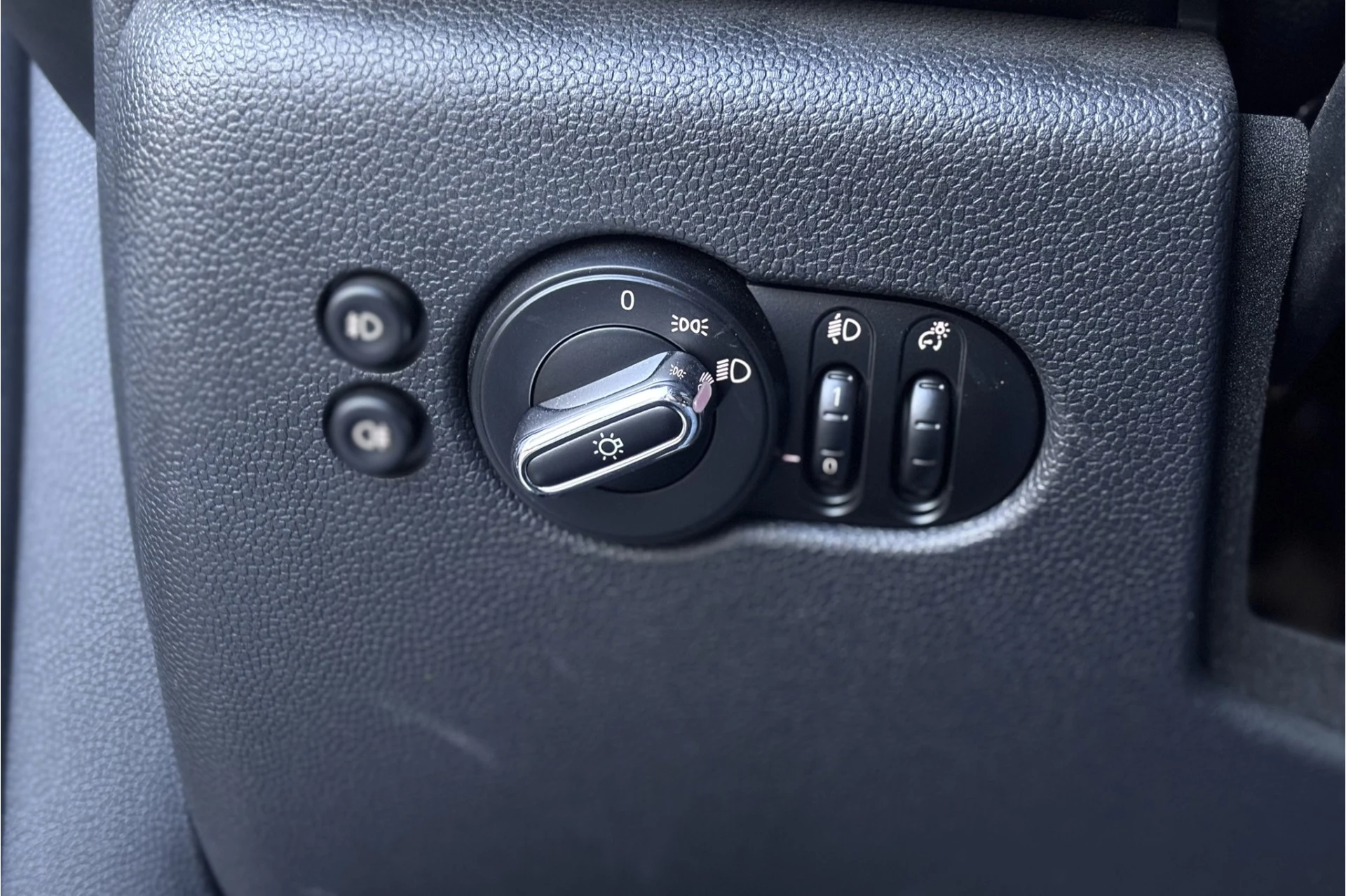 Hoofdafbeelding MINI One