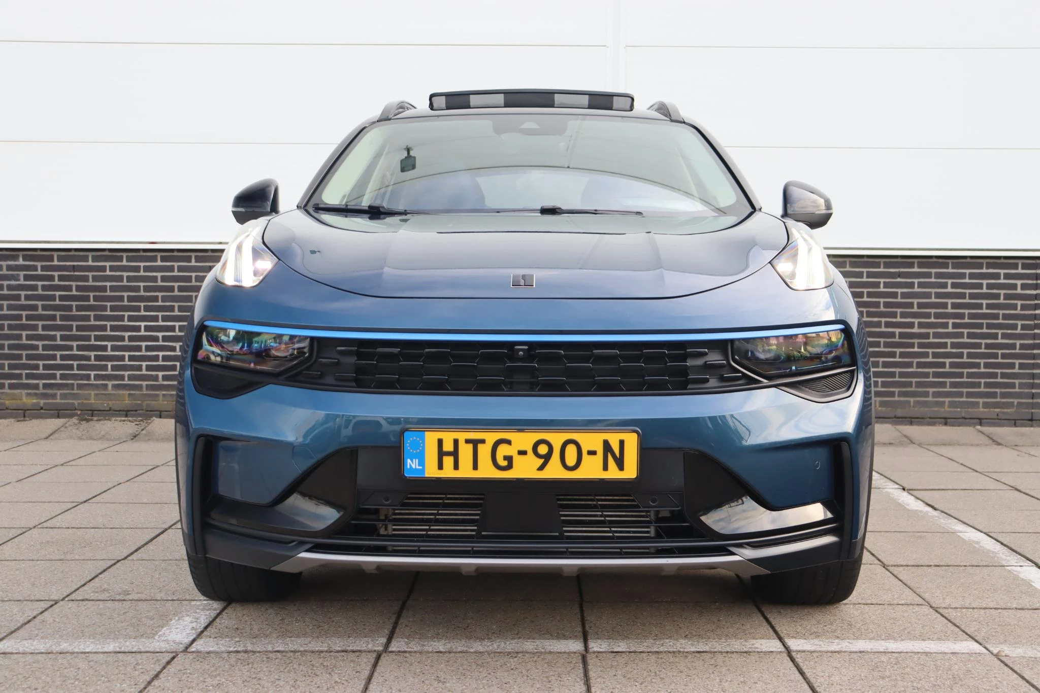 Hoofdafbeelding Lynk & Co 01