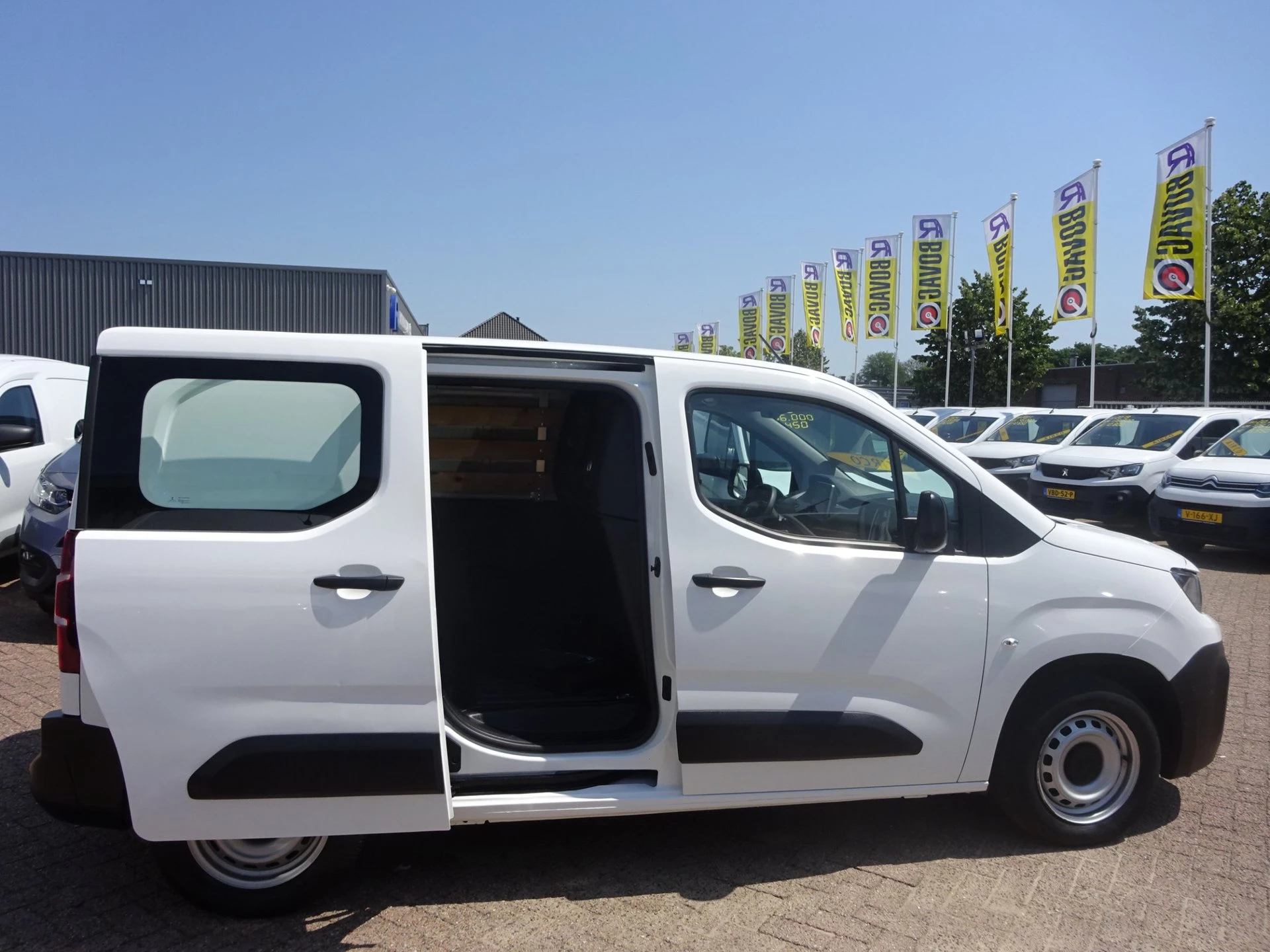 Hoofdafbeelding Peugeot Partner