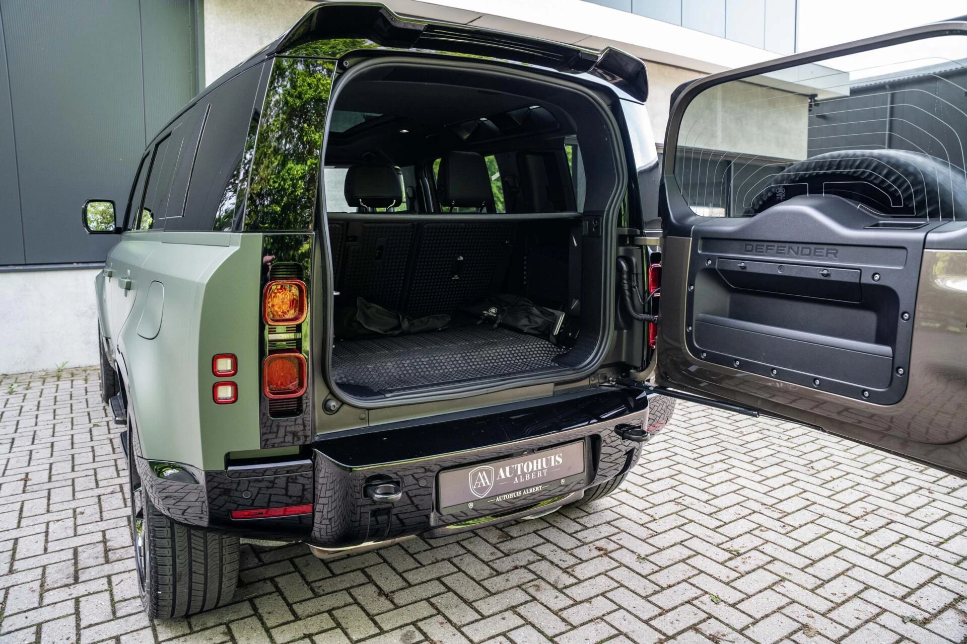 Hoofdafbeelding Land Rover Defender
