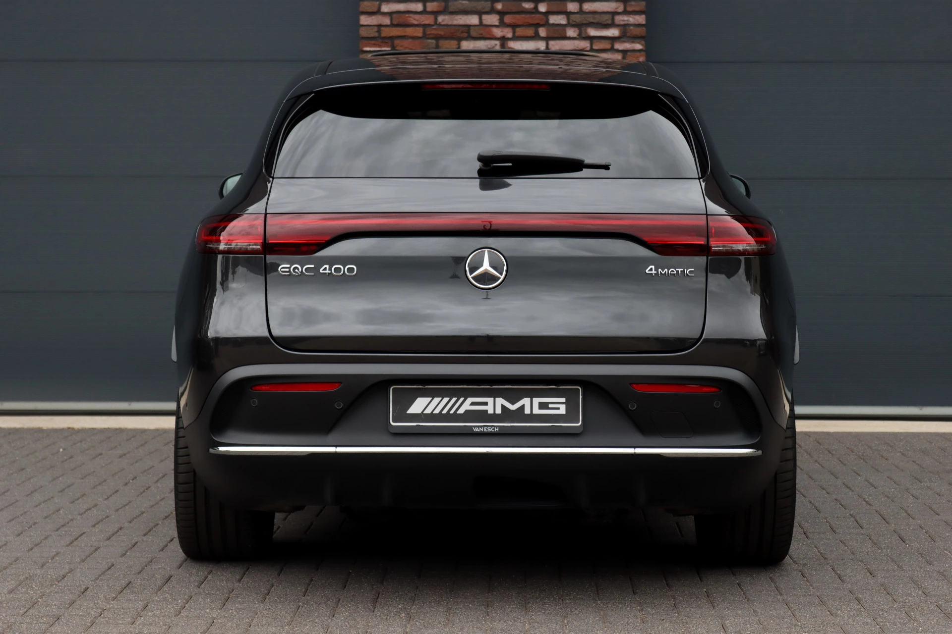 Hoofdafbeelding Mercedes-Benz EQC