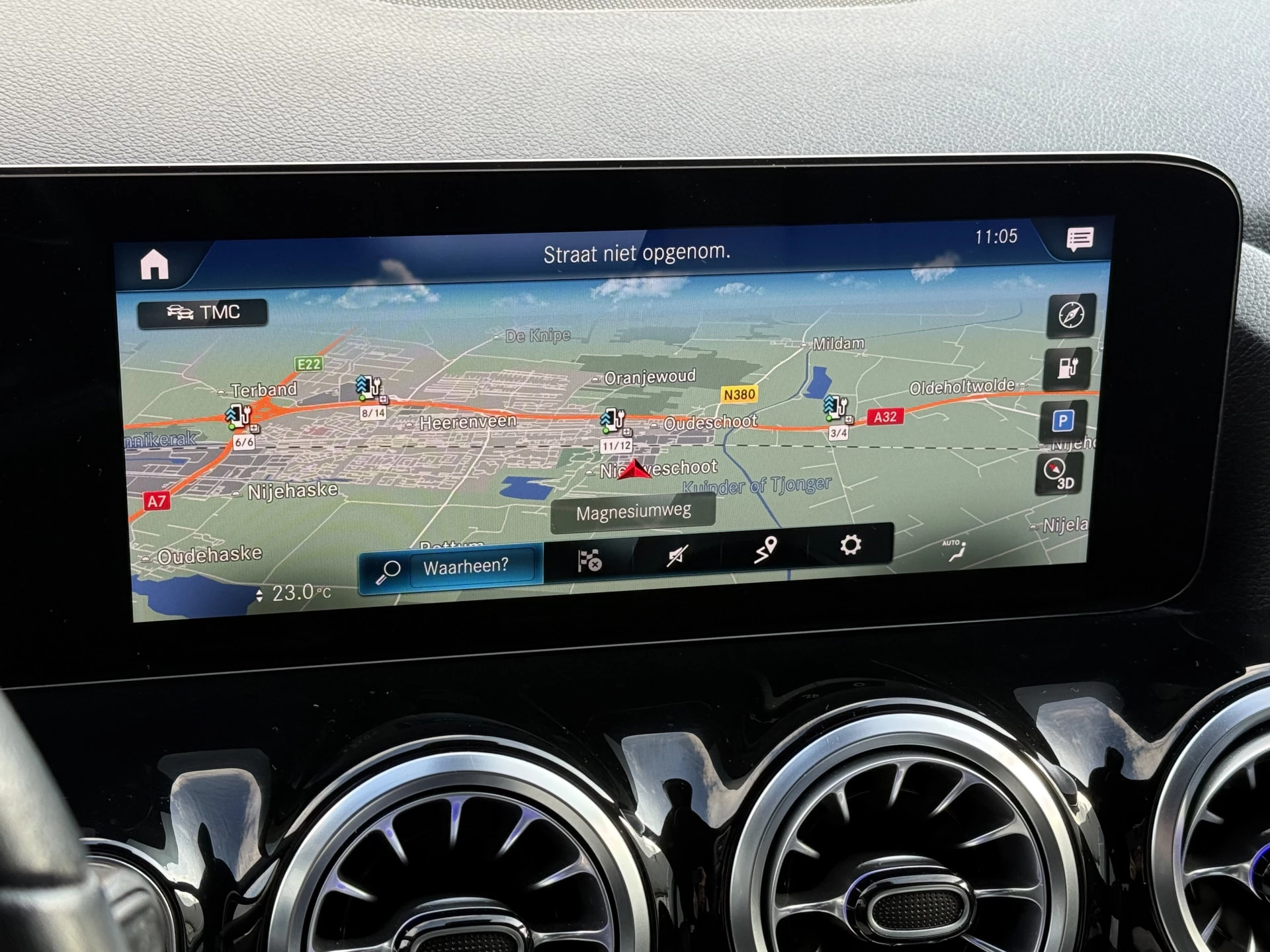 Hoofdafbeelding Mercedes-Benz EQA