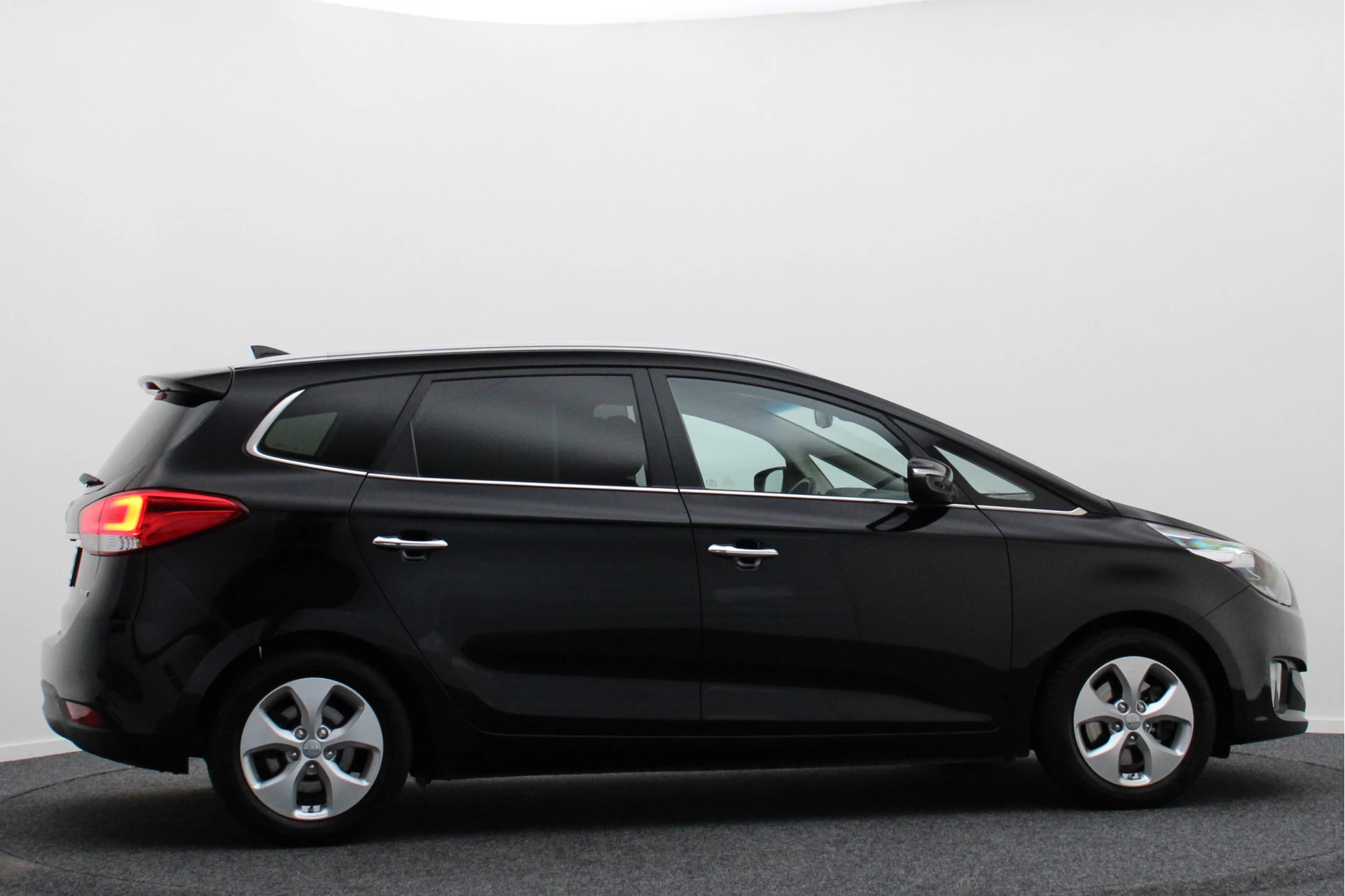 Hoofdafbeelding Kia Carens