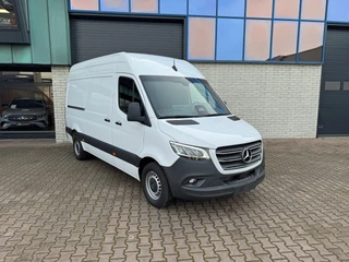 Mercedes-Benz Sprinter 317 L2H2 2x Schuifdeur Alarm kl3 Adaptieve cruise Digitale binnenspiegel Pro Trekhaak 3.5T Smartphone integratie Stuurwiel verwarming 270gr Deuren Betimmering