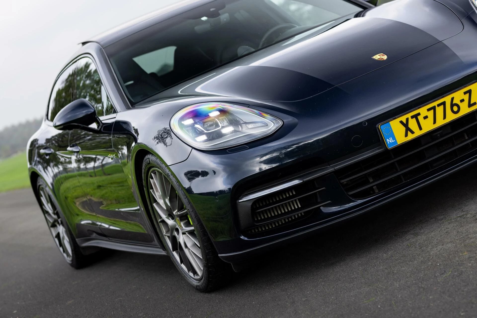 Hoofdafbeelding Porsche Panamera