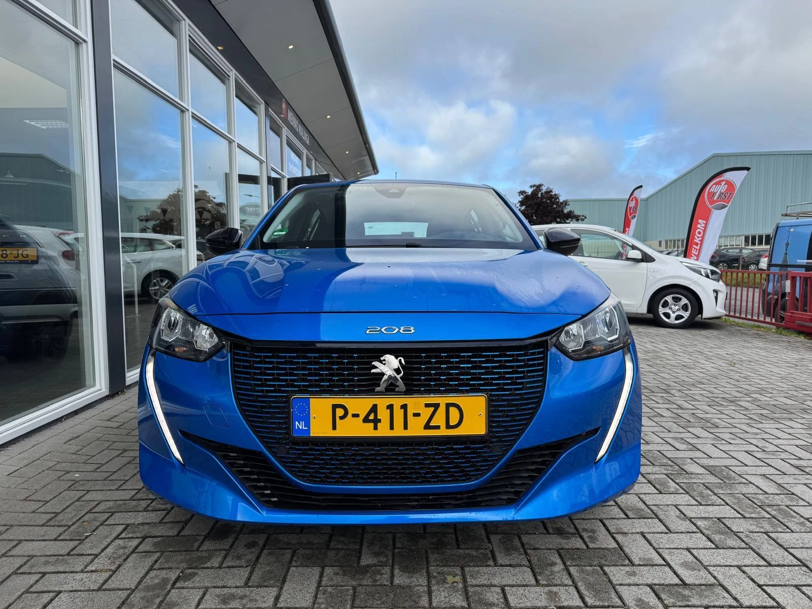 Hoofdafbeelding Peugeot e-208