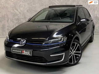 Volkswagen Golf 1.4 TSI GTE /Pano /Camera /Leer /Stoeverwarming