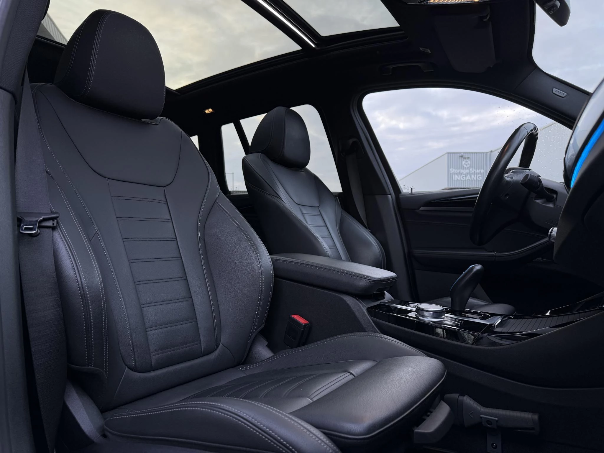 Hoofdafbeelding BMW iX3