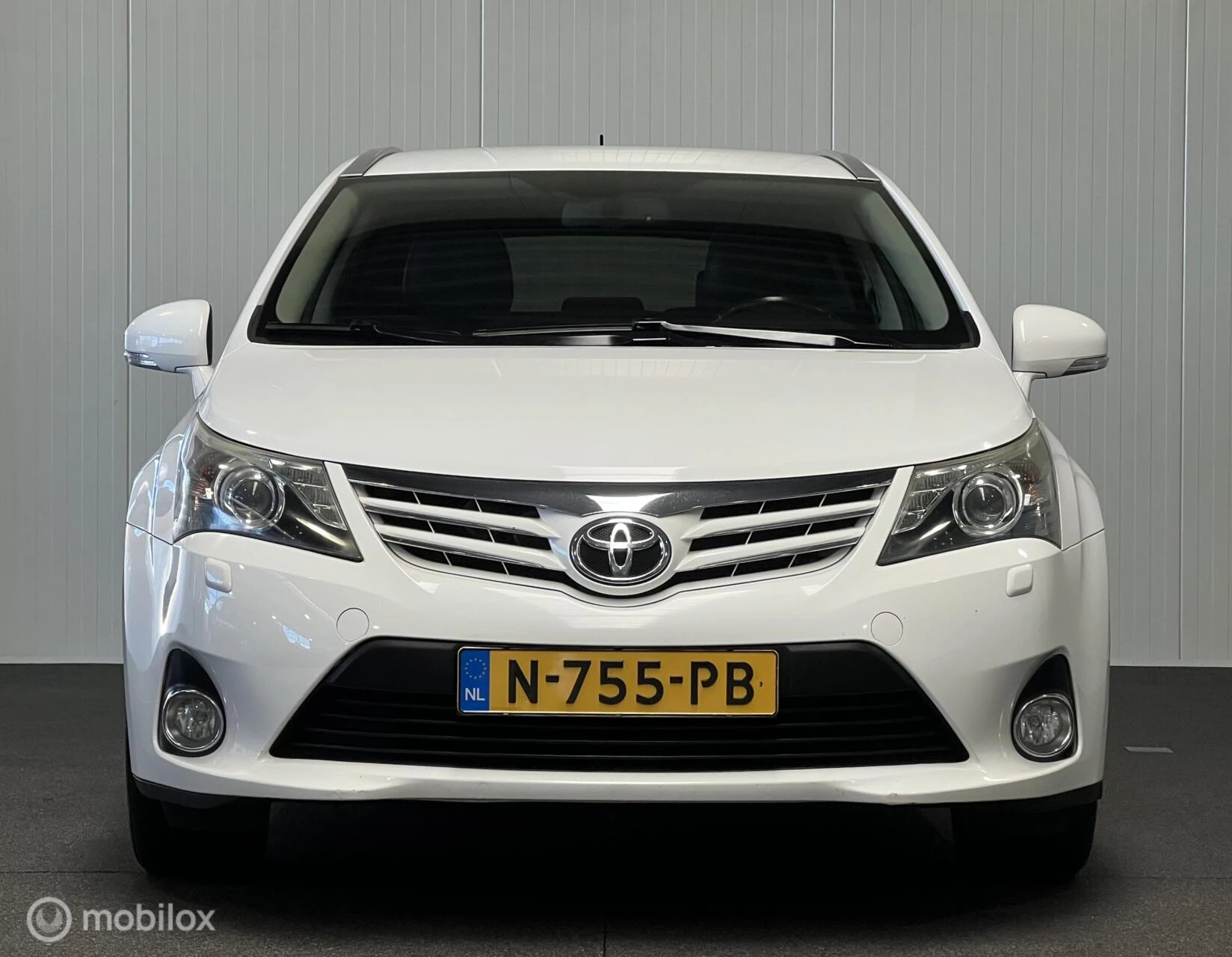 Hoofdafbeelding Toyota Avensis
