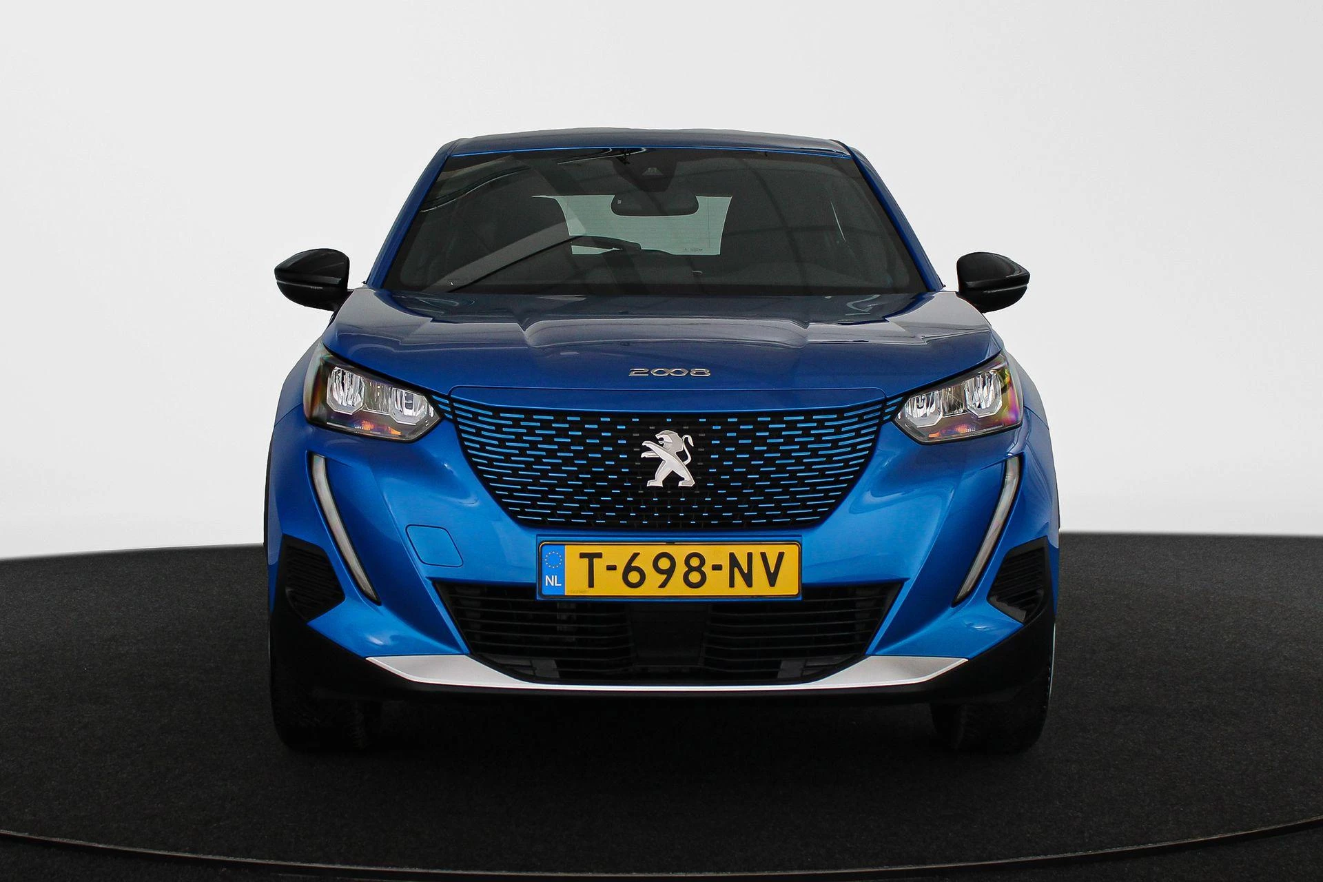 Hoofdafbeelding Peugeot e-2008