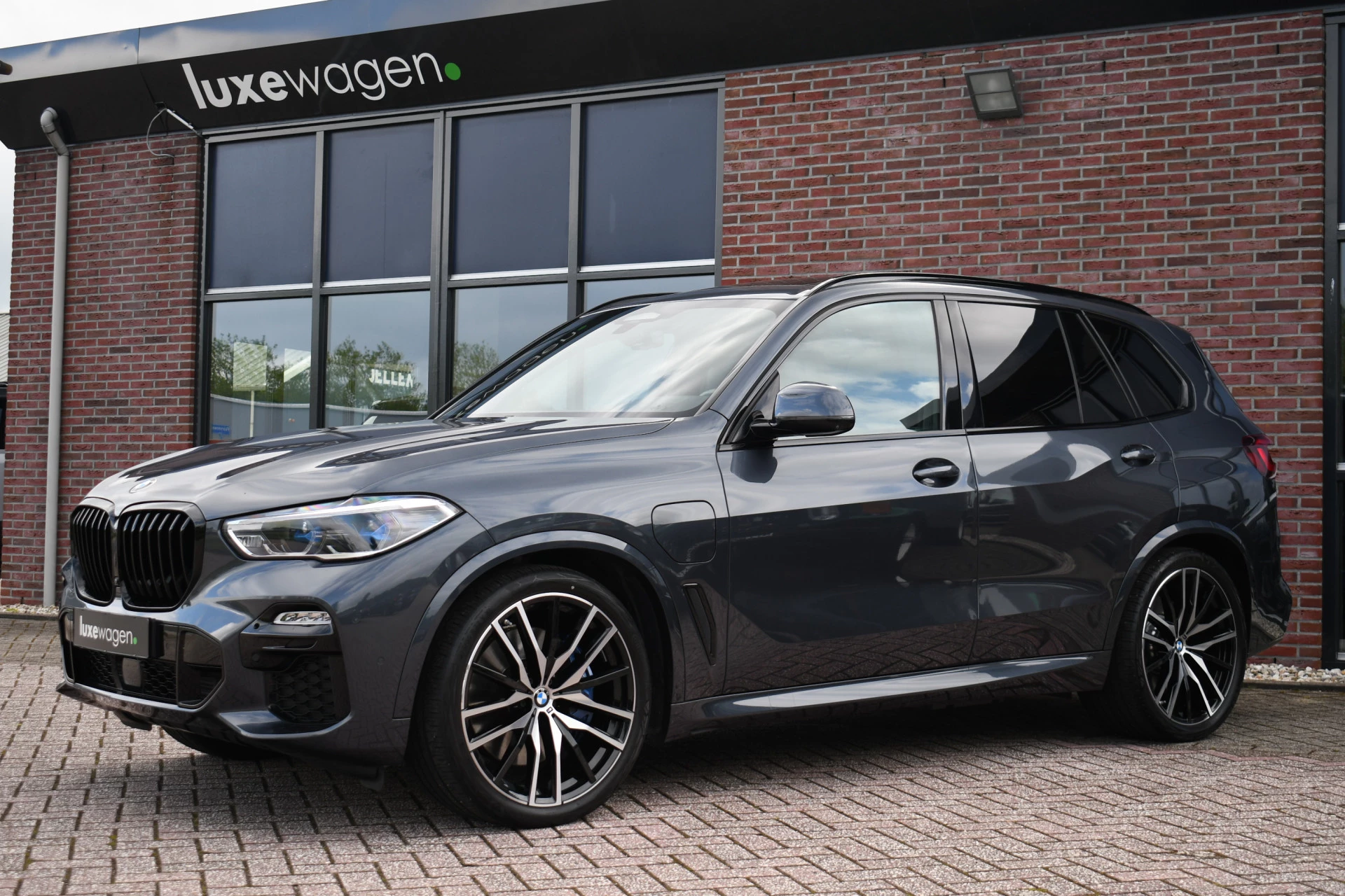 Hoofdafbeelding BMW X5