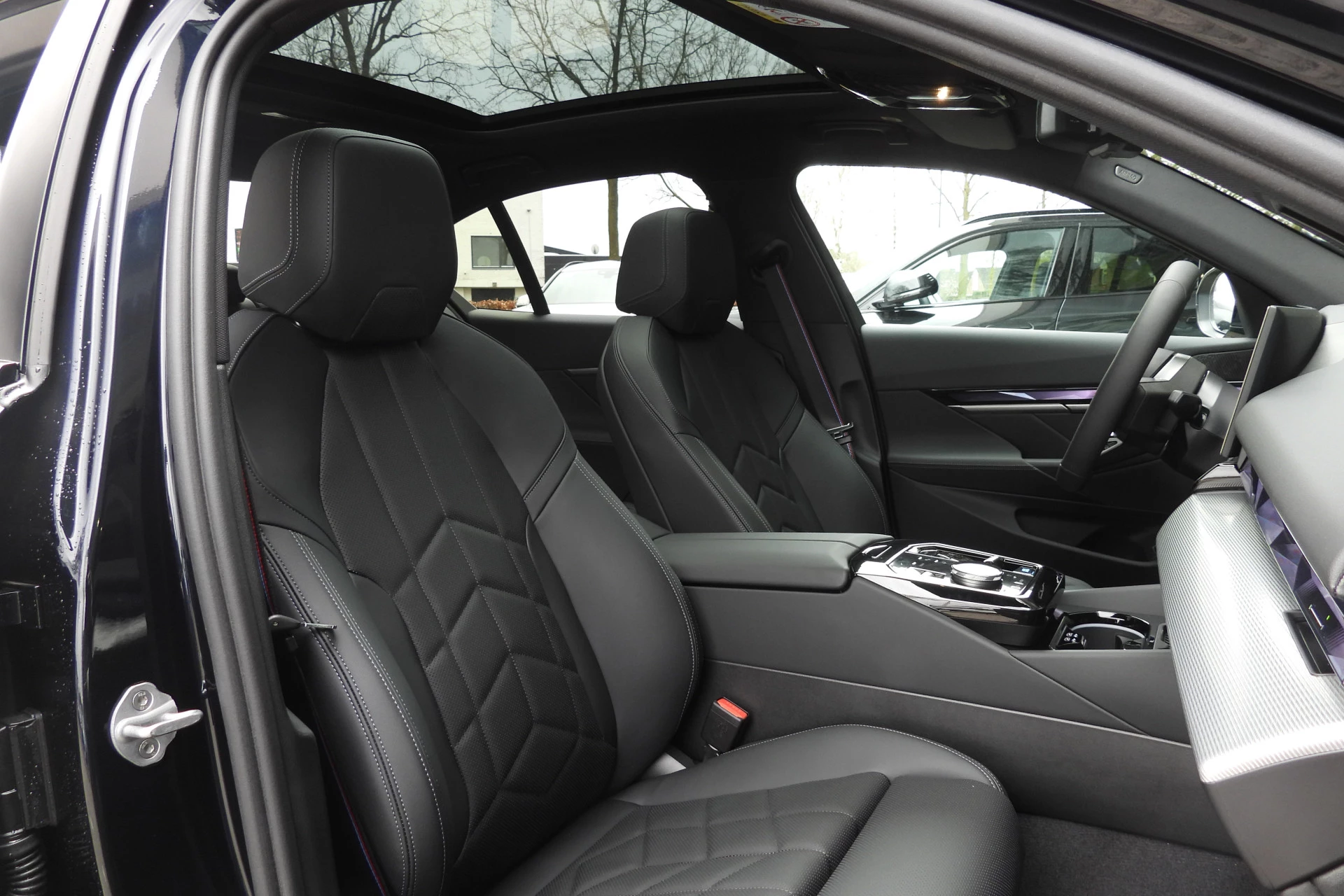 Hoofdafbeelding BMW i5