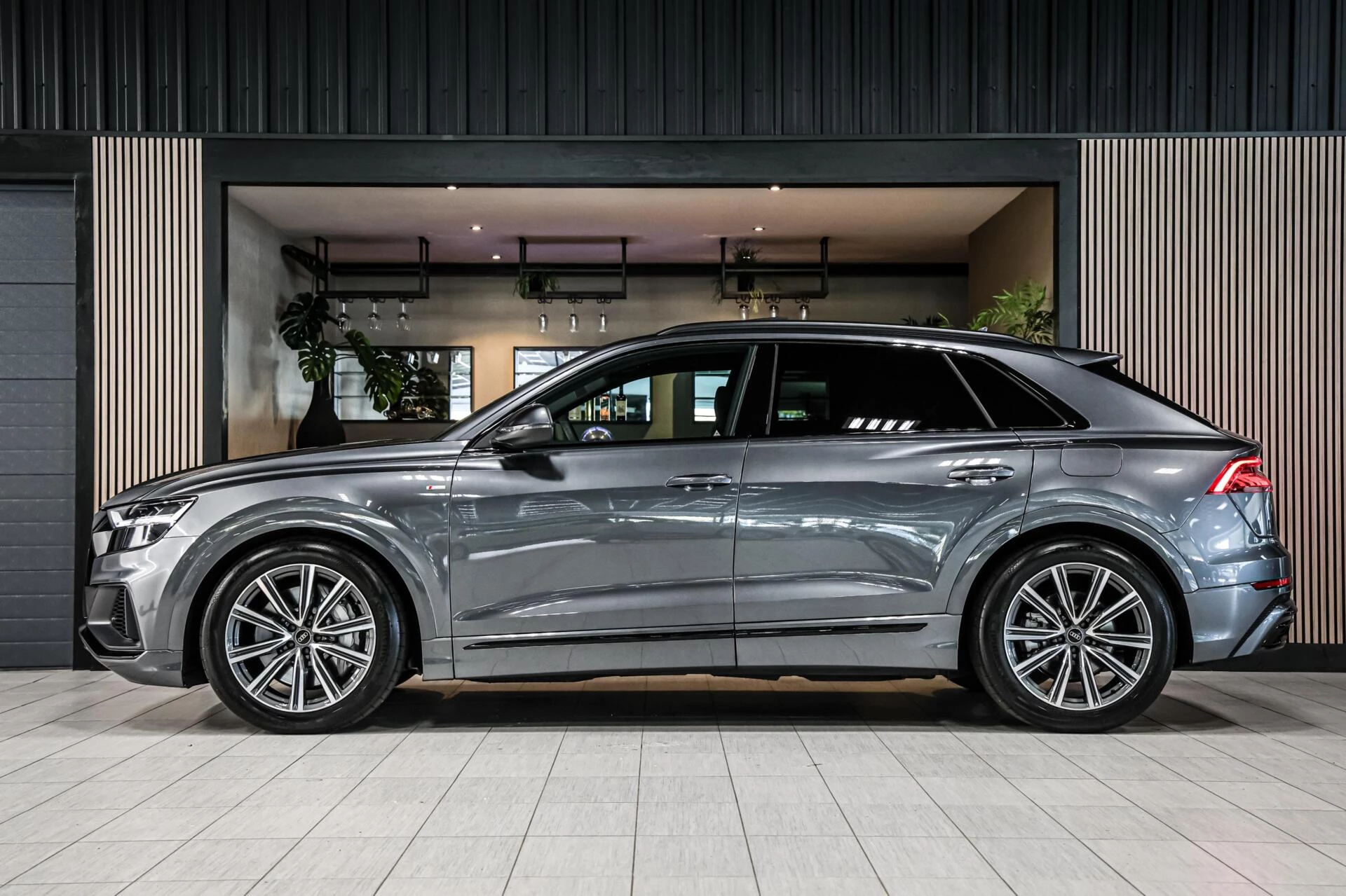 Hoofdafbeelding Audi Q8