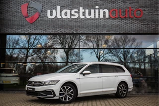 Hoofdafbeelding Volkswagen Passat Volkswagen Passat Variant 1.4 TSI PHEV GTE Business , Adap. cruise, Trekhaak, Carplay,