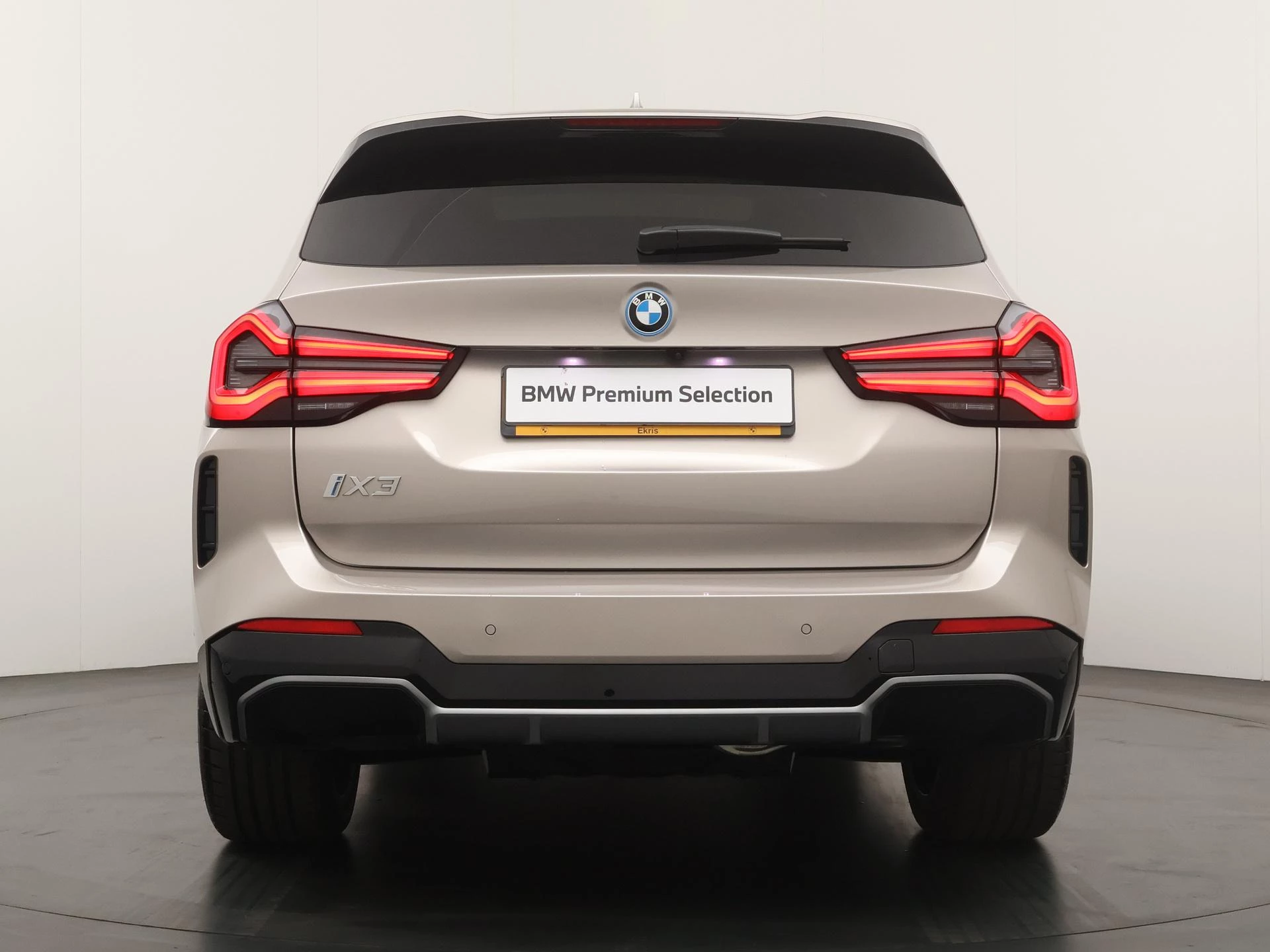 Hoofdafbeelding BMW iX3
