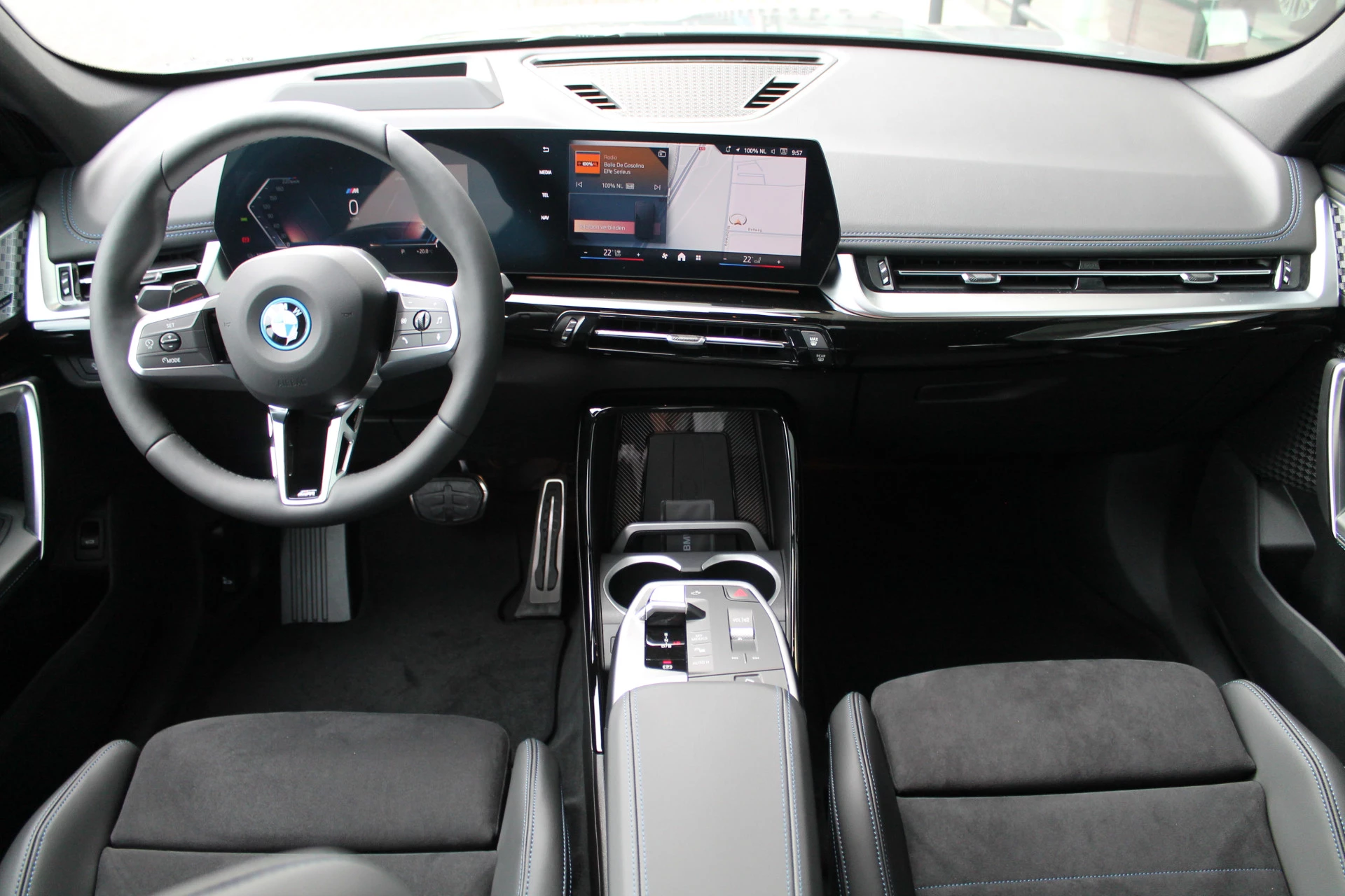 Hoofdafbeelding BMW iX1