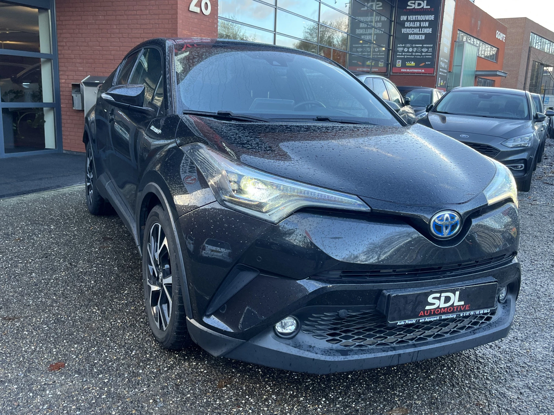 Hoofdafbeelding Toyota C-HR
