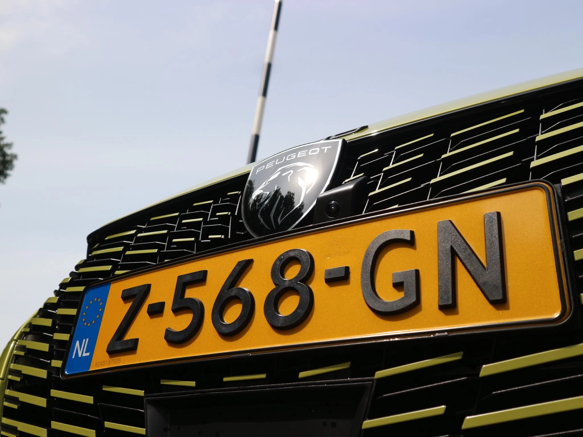 Hoofdafbeelding Peugeot e-208
