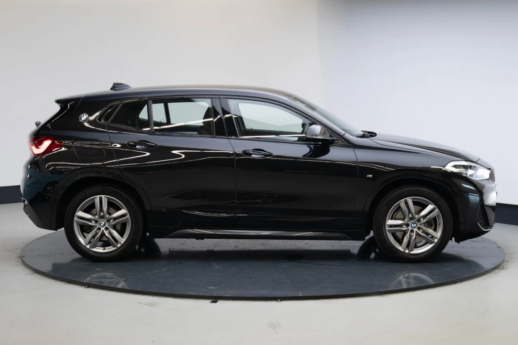 Hoofdafbeelding BMW X2