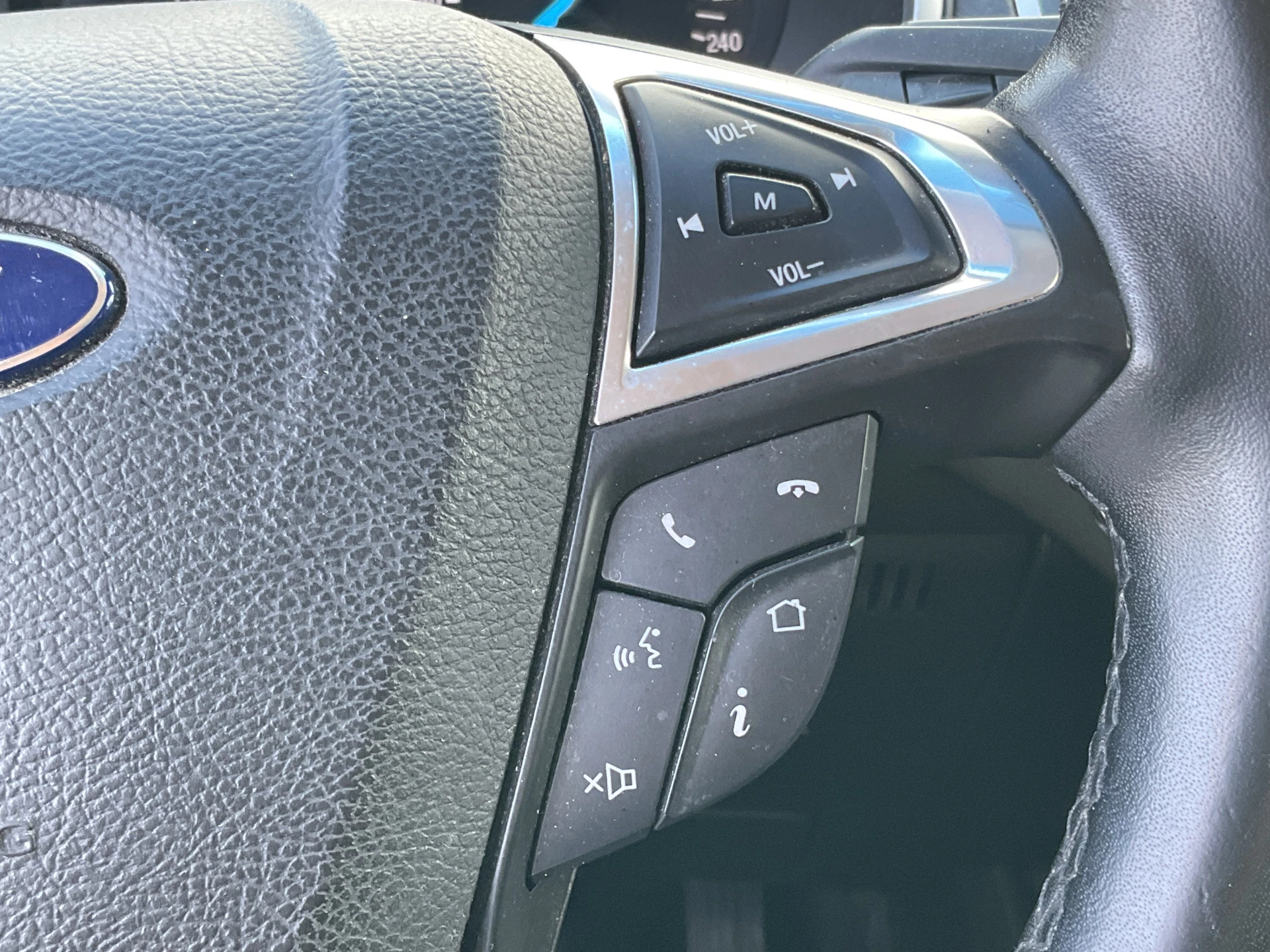 Hoofdafbeelding Ford Edge