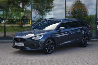 Hoofdafbeelding CUPRA Leon Sportstourer CUPRA Leon Sportstourer 1.4 e-Hybrid VZ Business 245 PK PHEV, Kuipstoelen, Climate Control, Stuurverwarming
