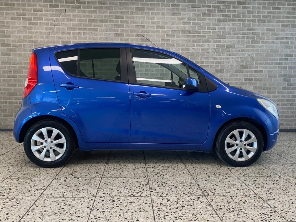 Hoofdafbeelding Opel Agila