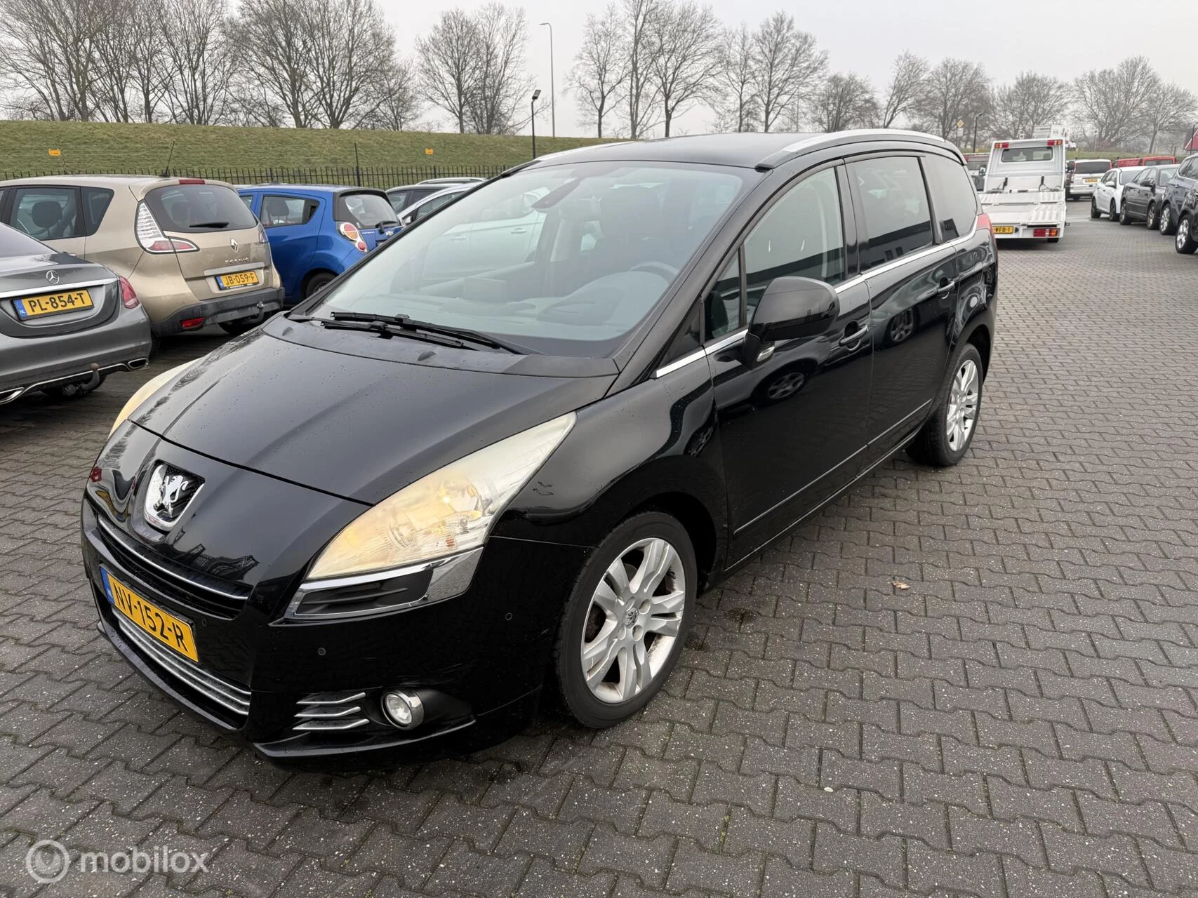 Hoofdafbeelding Peugeot 5008