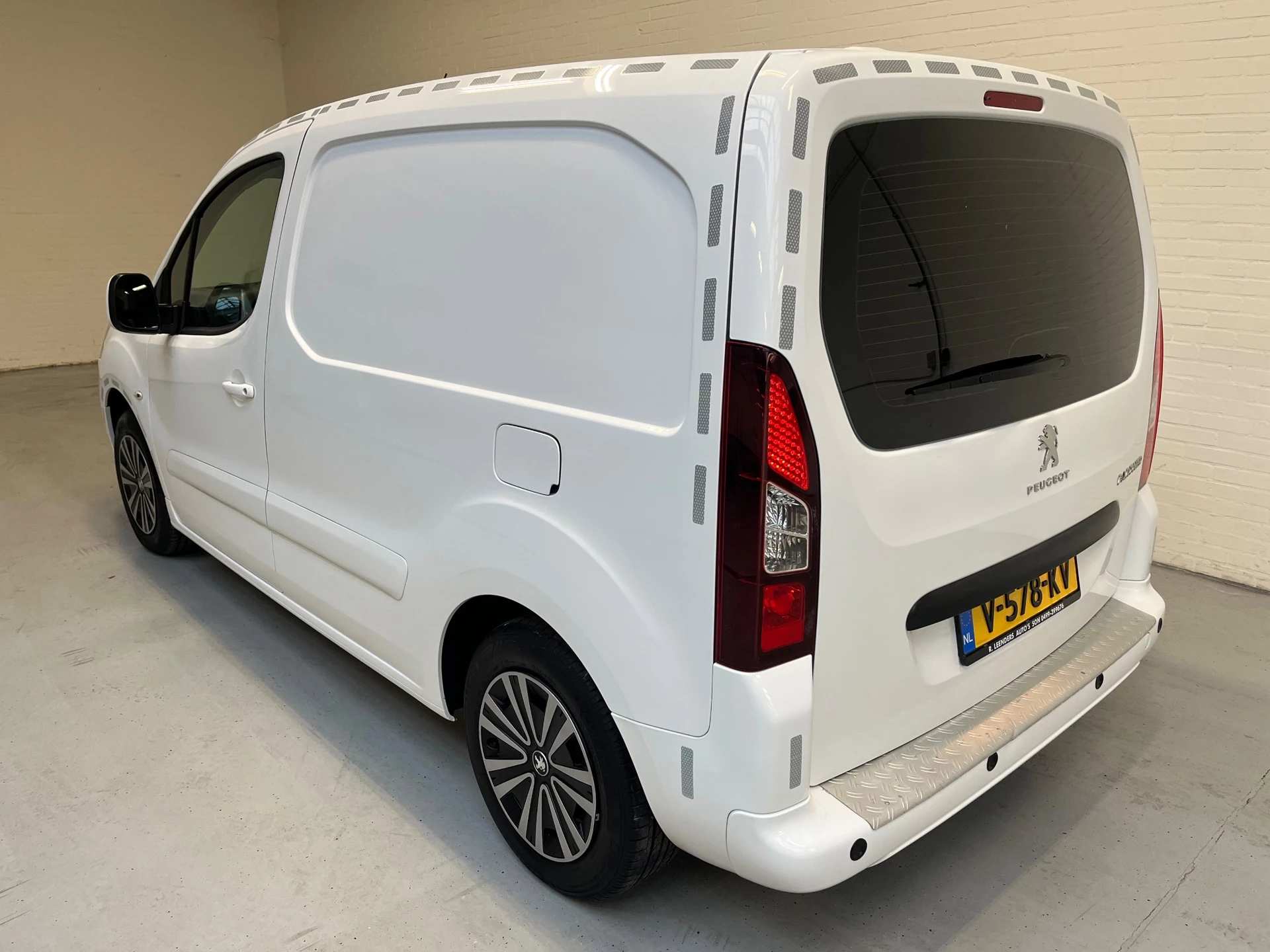 Hoofdafbeelding Peugeot Partner