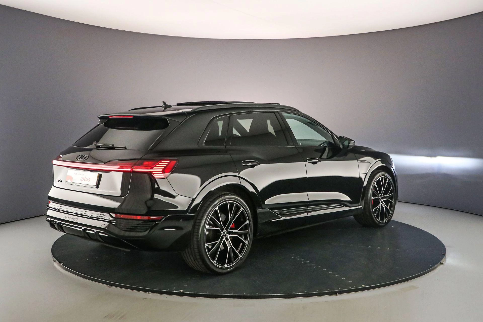 Hoofdafbeelding Audi Q8 e-tron